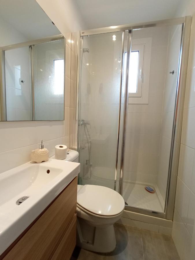 Bcn4Days 24/7 Apartments โอสปิตาเล็ต เดอ โยเบรกัต ภายนอก รูปภาพ